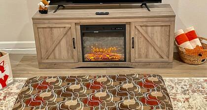 Fox`s Den - Hot Tub - BBQ - Queen Bed - Sleeps 2