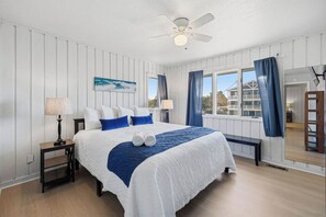 4 bedrooms, Internet, bed sheets