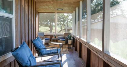 470 Acre Adventure Lovers Get Away on Two Rivers