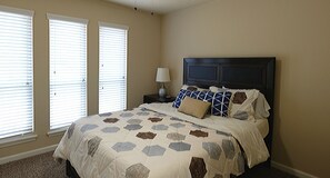 Exclusive House, 4 Bedrooms, Non Smoking | 4 bedrooms, free WiFi - 4Bdrm 2Bath 4Beds - Richmond (Richmond)