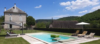 Large vacation home in the Lot in the heart of the Quercy regional park