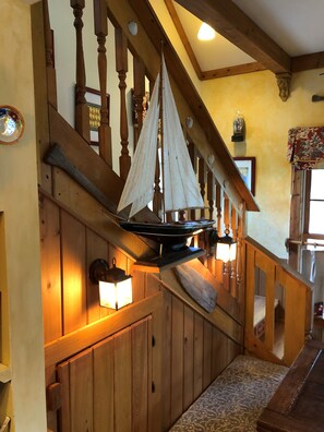 Interior - Redfish Lodge- Steinhatchee Landing Resort Sleep 5 (Steinhatchee)