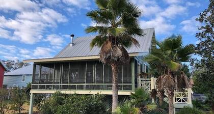 Redfish Lodge- Steinhatchee Landing Resort Sleep 5