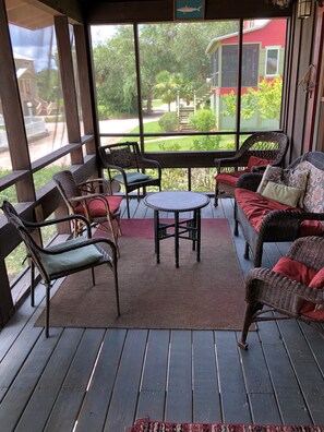 Interior - Redfish Lodge- Steinhatchee Landing Resort Sleep 5 (Steinhatchee)