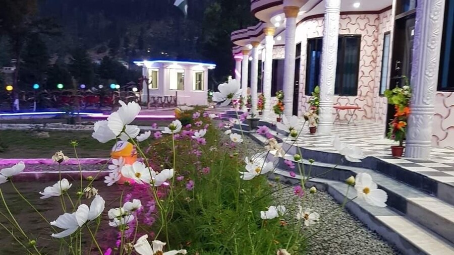 Goodar Resort