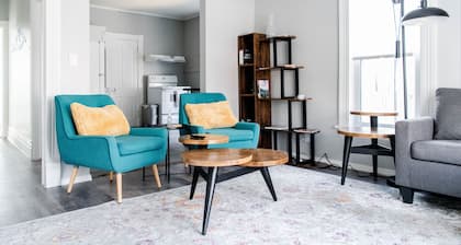 Blocks from River & DT Missoula! University apt now offering mid-term rentals!