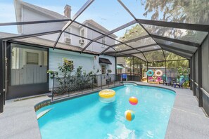 Pool - Private historic district apt with pool-suite B (Ocala)