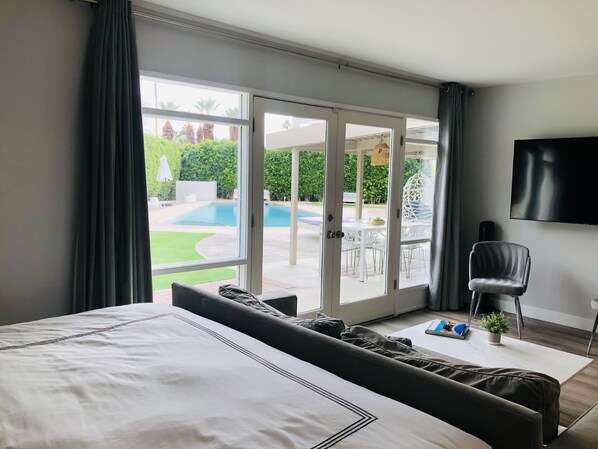 3 habitaciones, escritorio, tabla de planchar con plancha y wifi gratis 