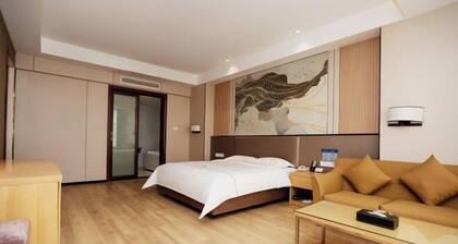 Meicheng Huatian Holiday Hotel