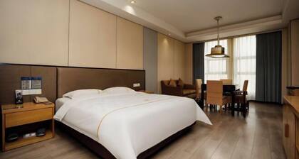 Meicheng Huatian Holiday Hotel