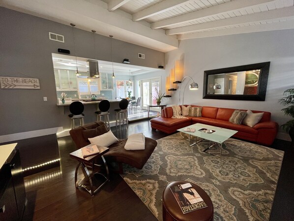 Smart TV, fireplace, video games, DVD player