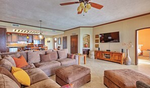 Luxury Condo, 3 Bedrooms, Ocean View, Beachfront | Living area | 32-inch Smart TV with cable channels, TV - RPB Property Management (Puerto Peñasco)