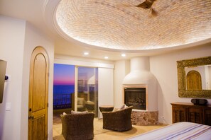 Luxury Penthouse, 3 Bedrooms, Ocean View, Beachfront | Free WiFi, bed sheets - RPB Property Management (Puerto Peñasco)