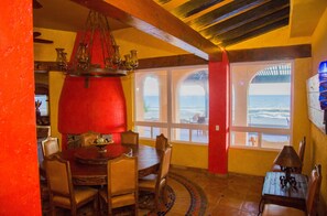 Exclusive House, 5 Bedrooms, Ocean View, Beachside | In-room dining - RPB Property Management (Puerto Peñasco)