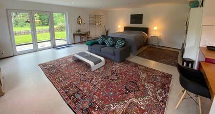 Ruheoase im Kirschblütental