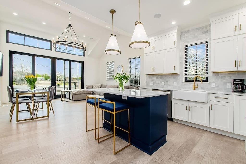 Modern New Luxe Townhome in Short North, BEST Location