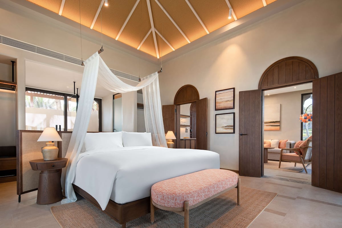 Villa, 1 Bedroom | 1 bedroom, minibar, in-room safe, desk
