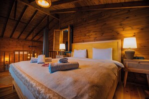 Family Suite | Premium bedding, desk, soundproofing, free cribs/infant beds - Woodlodge Country Sapanca (Sapanca)