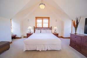 Townhome, Multiple Beds, Courtyard View (Antlers Gulch 403)
