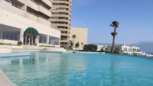 Outdoor pool - Beachfront Condo Calafia, minutes from Rosarito (Rosarito)