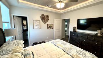 3 bedrooms, free WiFi, bed sheets