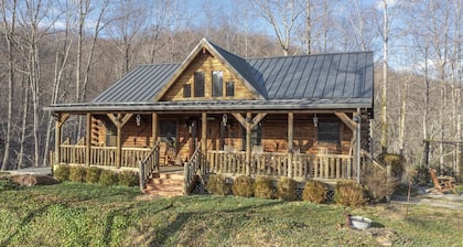Whispering Falls Cabin - hot tub, views, 15 acres, minutes from Main St.