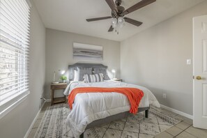 3 bedrooms, iron/ironing board, free WiFi, bed sheets
