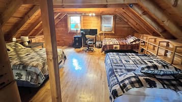 3 bedrooms, free WiFi, bed sheets