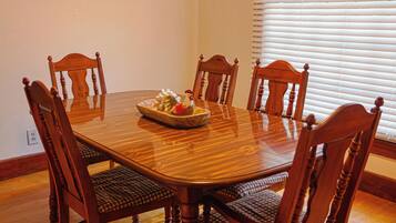 傳統獨棟房屋 | 餐廳