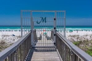 On the beach, sun loungers, beach towels - Family Resort+Pickleball+2 Pools+Hot Tub+Private Beach+Ground Floor (Miramar Beach)