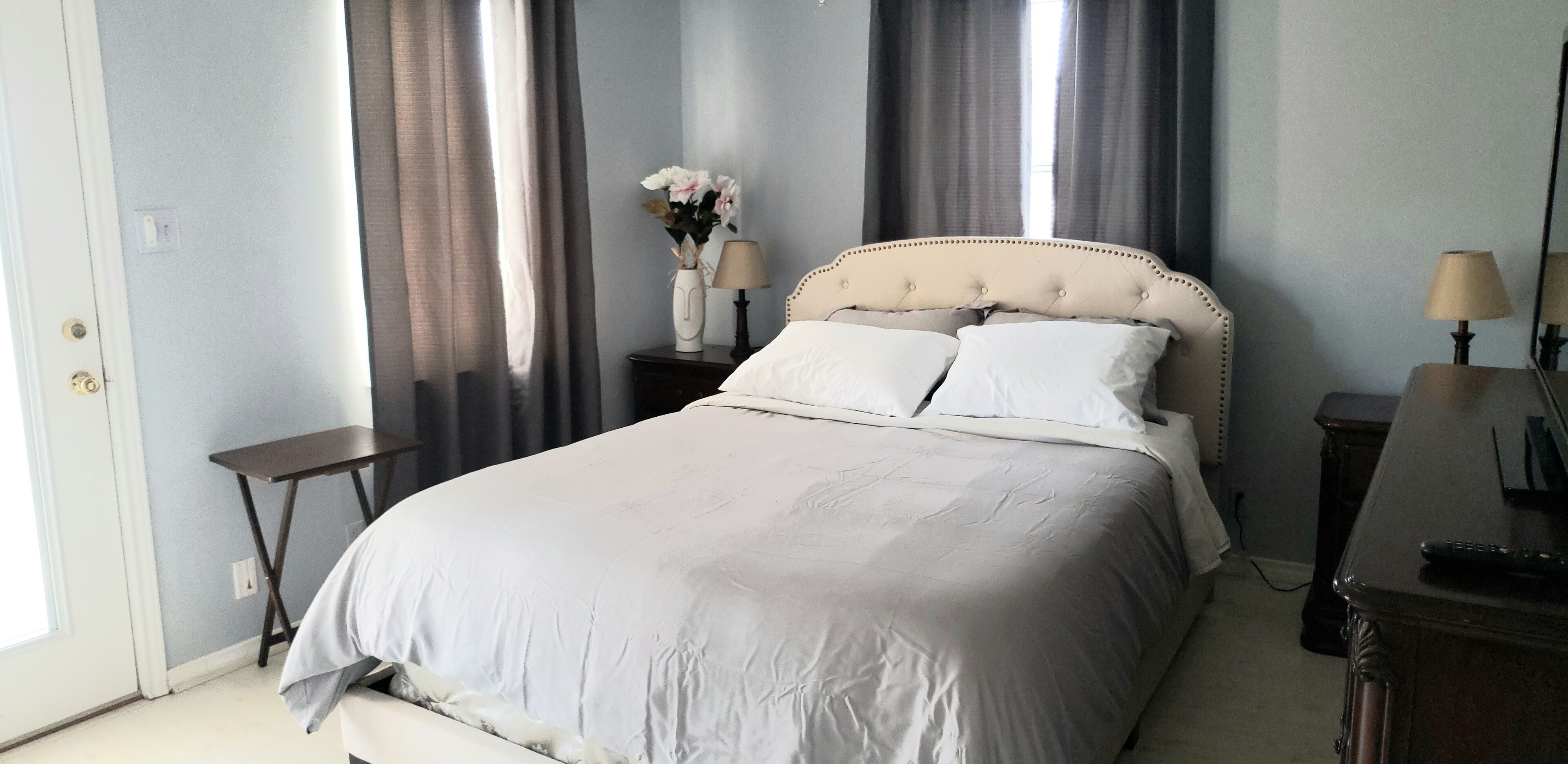 3 bedrooms, iron/ironing board, travel cot, free WiFi