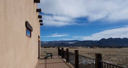 Dog Friendly- Hacienda Vista- Come Relax and Enjoy the Views!