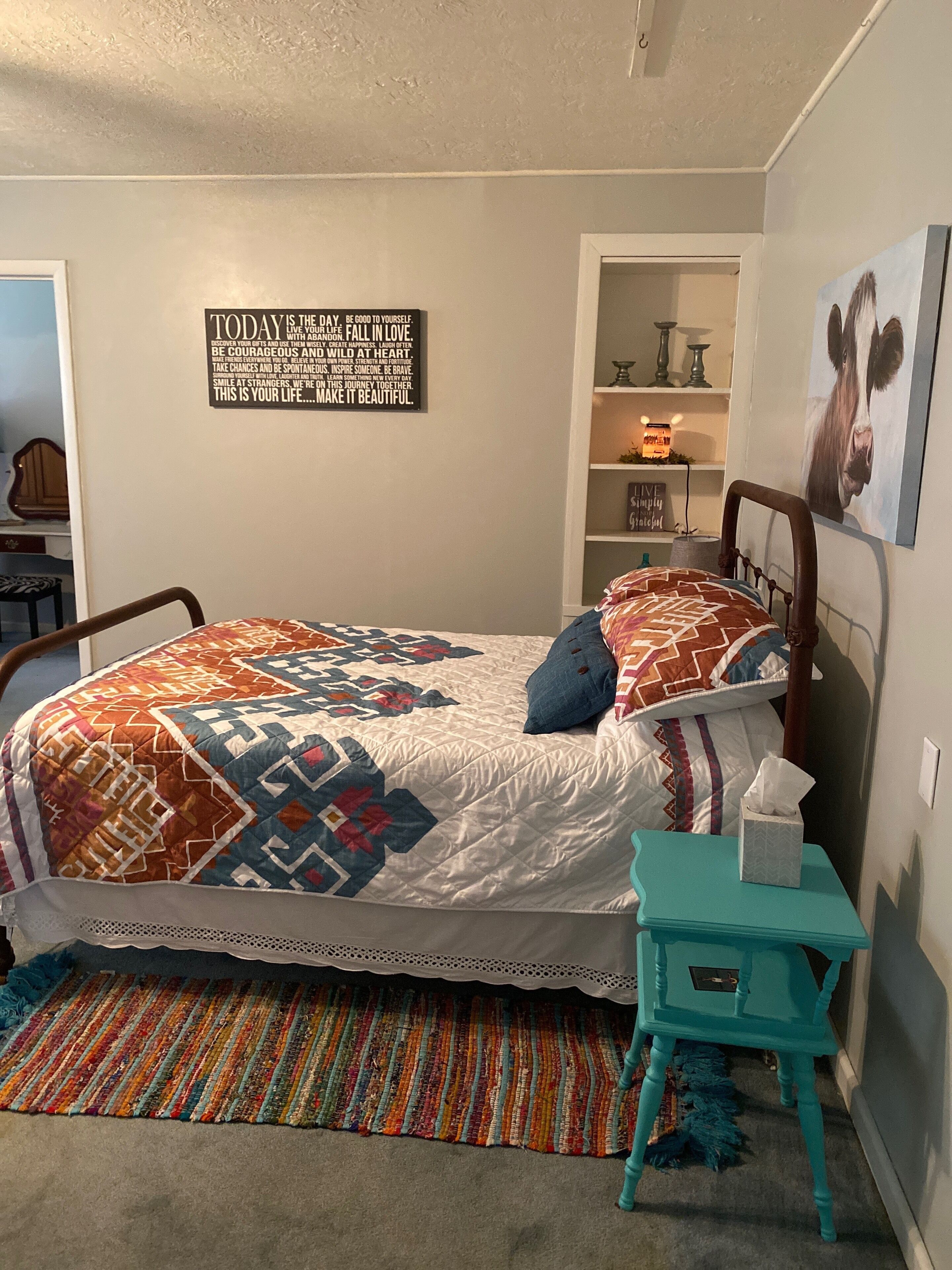 2 chambres, coffres-forts dans les chambres, bureau