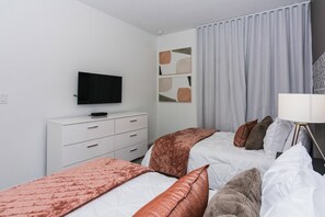 Rumah (Multiple Bedrooms) | 9 kamar tidur dan seprai linen