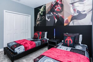 獨棟房屋 (6 Bedrooms) | 6 間臥室、床單