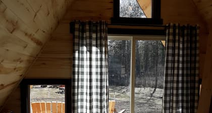 Glacier Nat'l Park A-frame w/ hot tub- ElkCalf Mountain A-Frame, GNP basecamp!