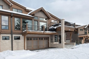 Exterior - Stunning, Modern, Brand New Luxury in the Sanctuary at Keystone with Private Hot Tub (Keystone)
