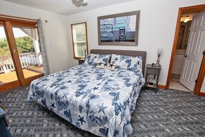7 bedrooms, desk, iron/ironing board, free WiFi