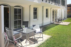 Outdoor dining - Near the beach, vacation apartment with sauna and swimming pool - Strandr.BaabeFeWo1.30 (Baabe)
