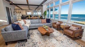 Property grounds - OCEANFRONT, Ocean Views, ELEV, Private Pool, Poolside Bar, DB4, True at First Light (Duck)