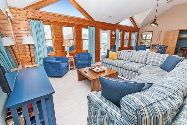 TV - Semi-Oceanfront, Private Pool, Rec Rm, Hot Tub! WL850, Deja Blue (Corolla)