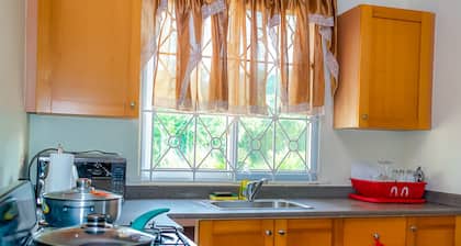 Cheerful 1 bedroom House