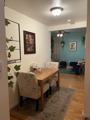 تناول الطعام