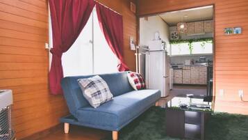 Basic House | Private kitchen | Cookware/dishes/utensils