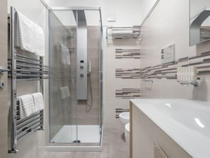 Hair dryer, towels