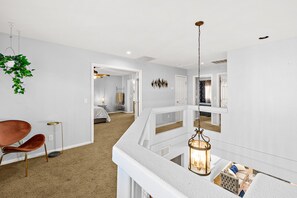 3 Schlafzimmer, Schreibtisch, Bügeleisen/Bügelbrett, kostenloses WLAN