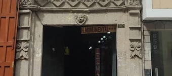 Hostal Monumental