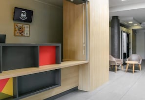 Lobby - B&B Hotel Marseille Estaque (Marseille)
