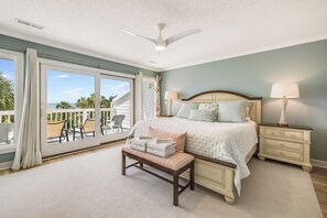 3 bedrooms, iron/ironing board, WiFi, bed sheets - Wonderful, Oceanfront Villa in Wild Dunes Resort! Fantastic Views of Ocean & Community Pool! (Isle Of Palms)