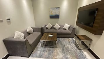 TV LED 55-inch có truyền hình vệ tinh, TV, lò sưởi